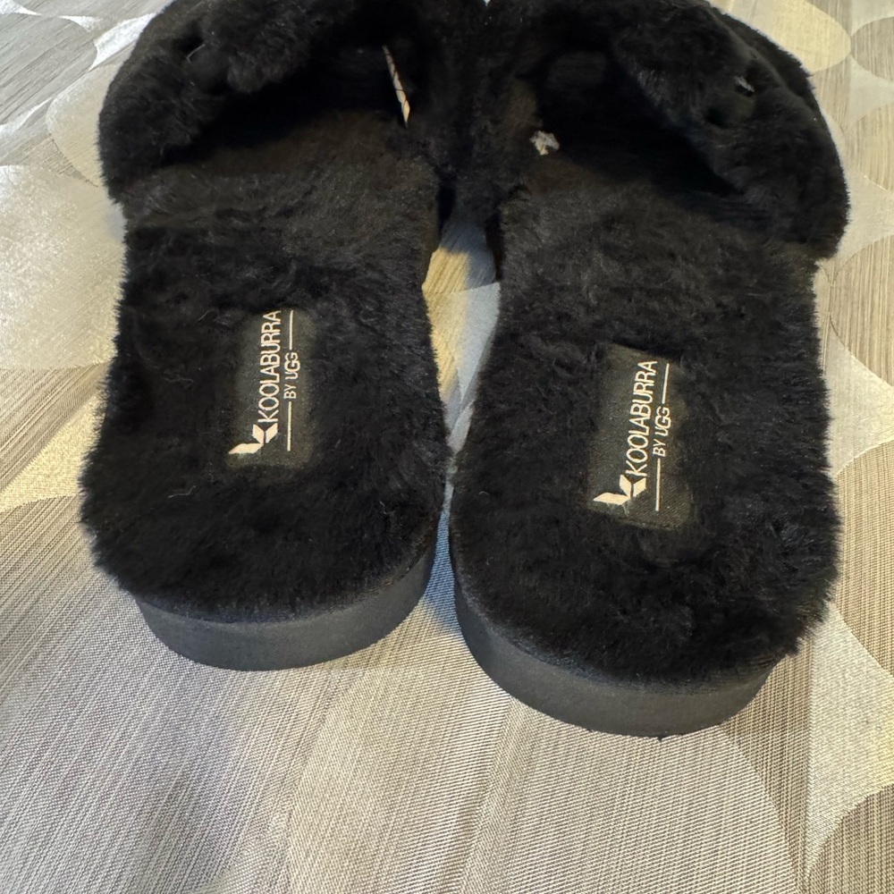 Koolaburra Black Plush Slide Slippers - Picture 2 of 4